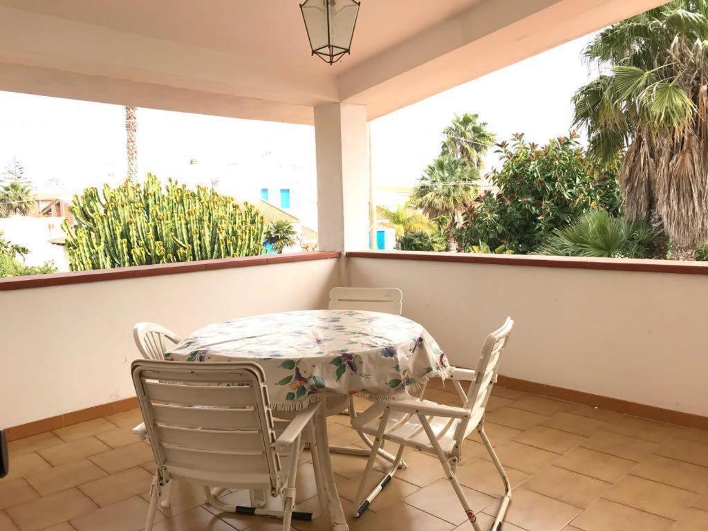 Appartamento Con Veranda Primo Piano 瑞塔尼 外观 照片